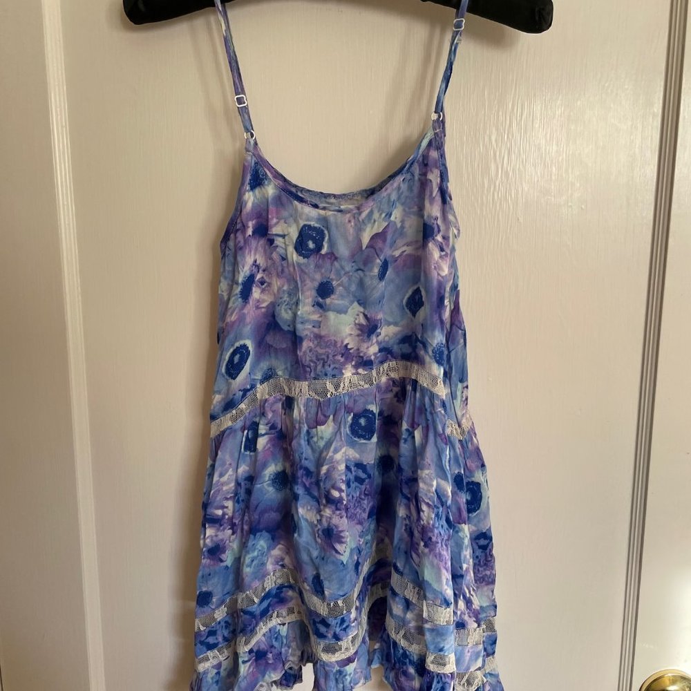 Mimi Chica Floral RuffledTop - Picture 2 of 4